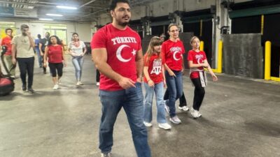 NEW YORK (AA) – ABD'nin Texas eyaletinde yaşayan Türk toplumu,