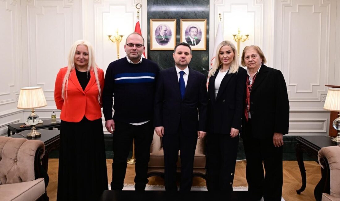 - "Burada bir cinayet var. Devletin bu cinayeti çözmesi, üzerine