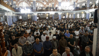 ADANA (AA) – Adana, Mersin, Hatay ve Osmaniye'de camileri dolduran