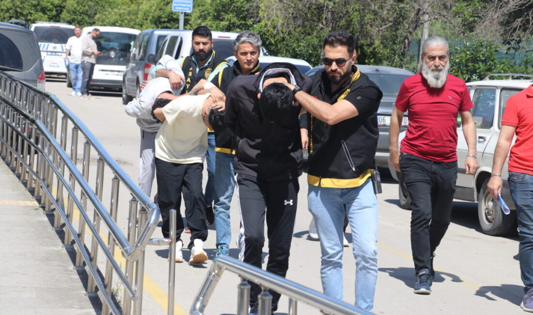 ADANA (AA) – Adana'nın merkez Seyhan ilçesinde 1 kişinin yaralandığı