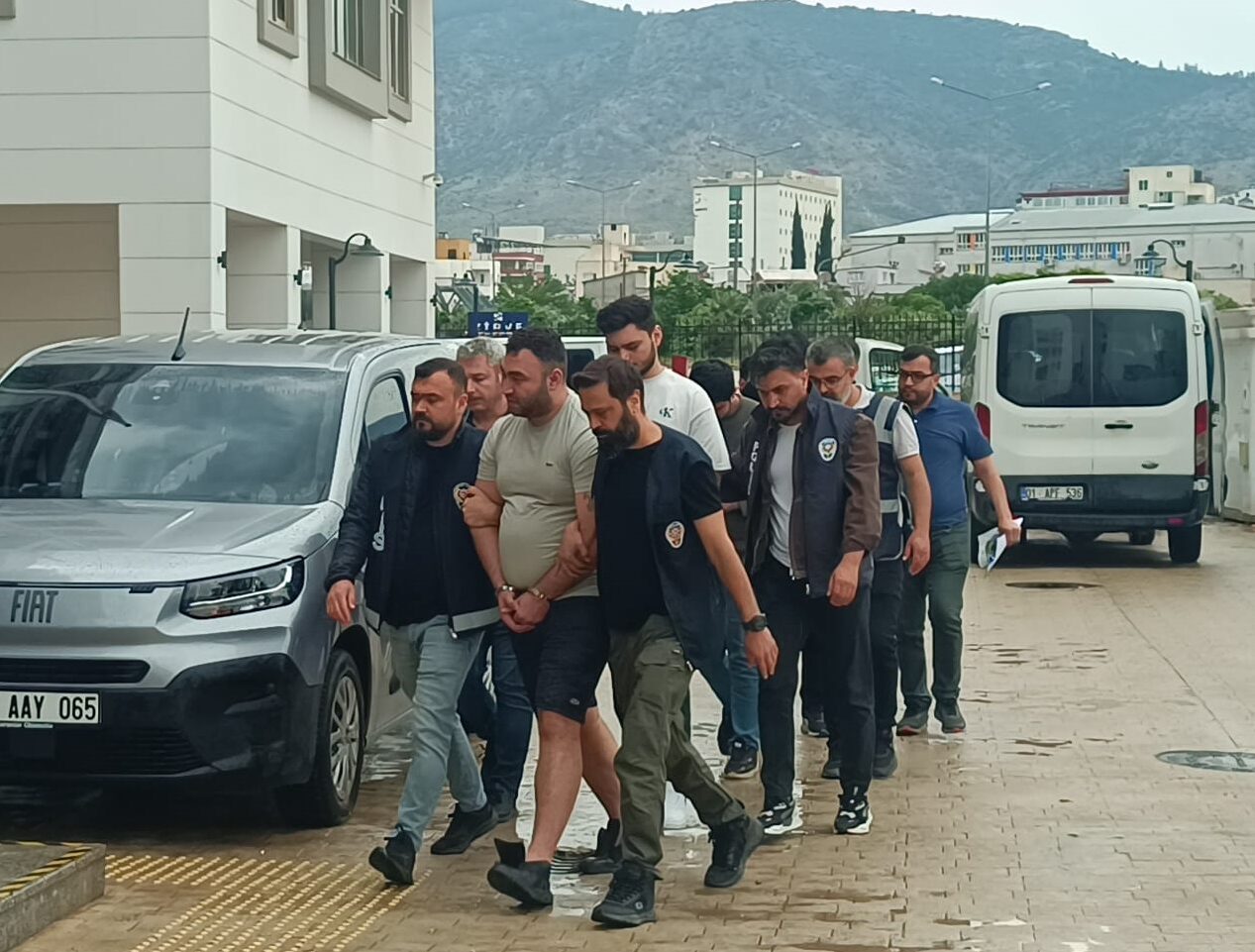 ADANA (AA) – Adana'nın Kozan ilçesinde çıkan tartışma sonucu bir