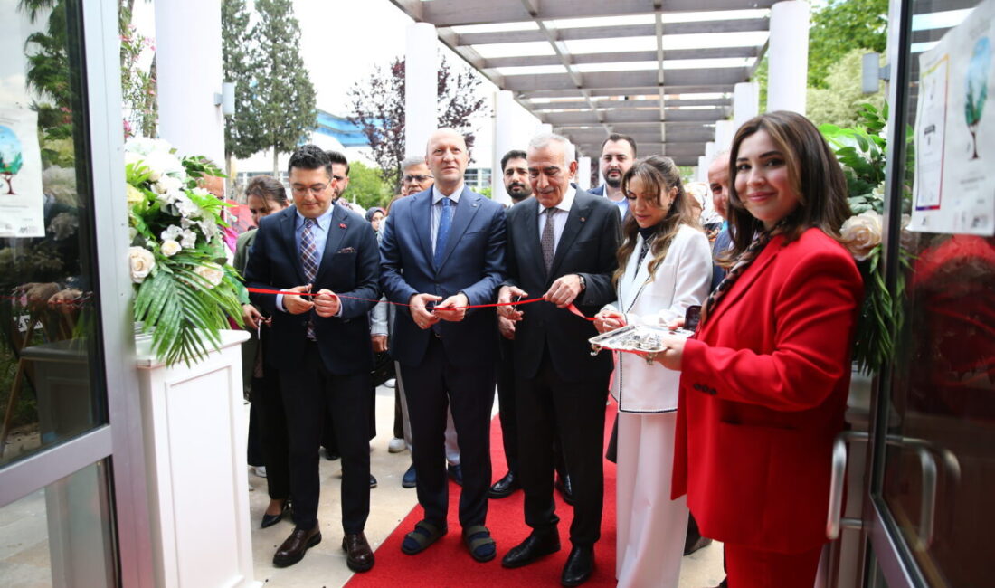 ADANA (AA) – Adana'da baharın müjdecisi olarak kabul edilen Hıdırellez,
