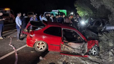ADANA (AA) – Adana'da iki otomobilin çarpışması sonucu 2 kişi