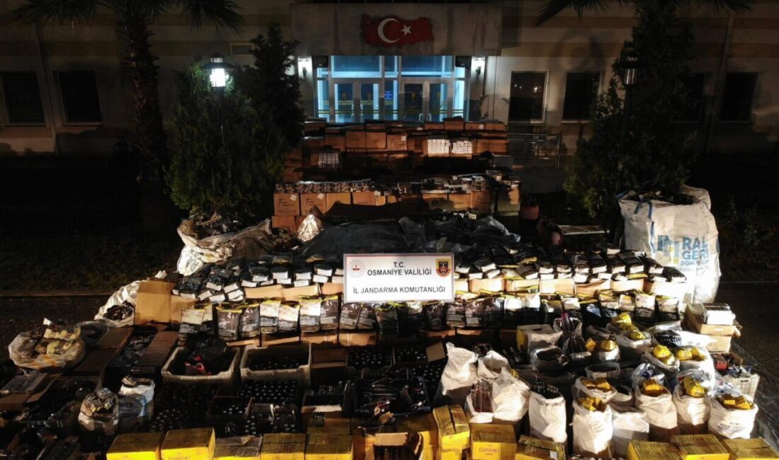 OSMANİYE (AA) – Adana'da kaçakçılık operasyonunda gözaltına alınan 3 zanlı