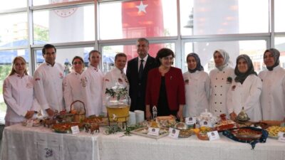 ADANA (AA) – Adana'da Türk Mutfağı Haftası kapsamında düzenlenen etkinlikte