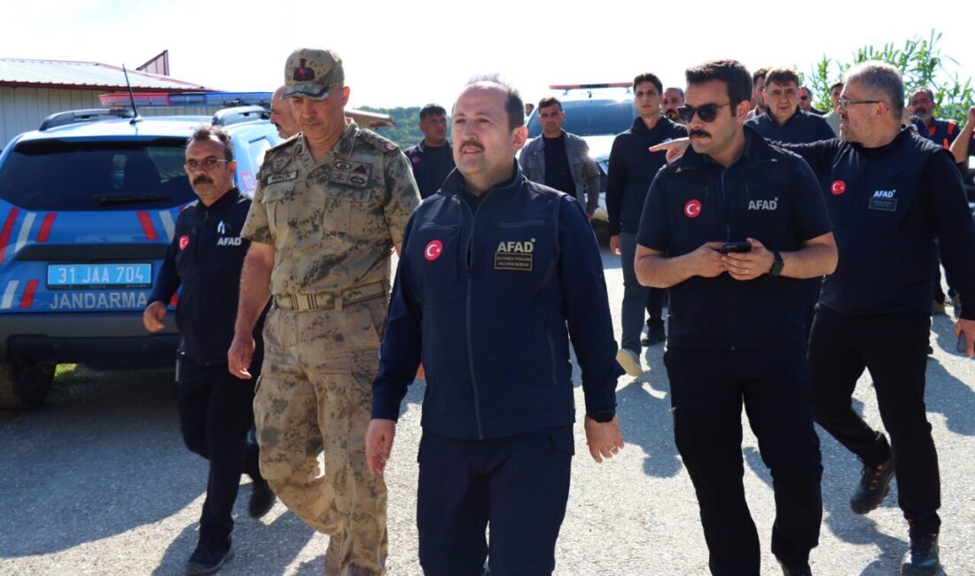 - "Kaybettiğimiz canlarımıza, vatandaşlarımıza Allah'tan rahmet, ailelerine başsağlığı diliyorum, diğer