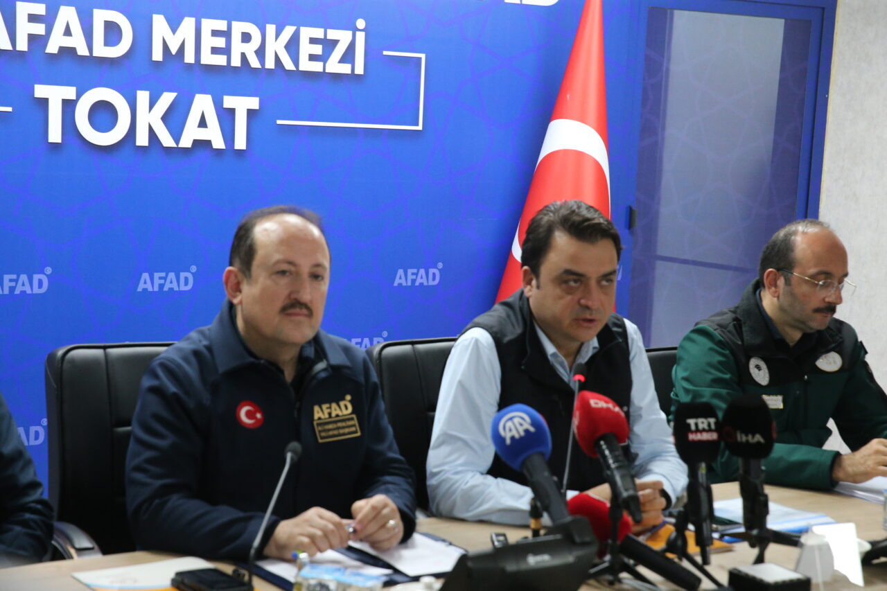 - "Yaklaşık 15 bin vatandaşımızın güvenli bölgelere alınması ki bu