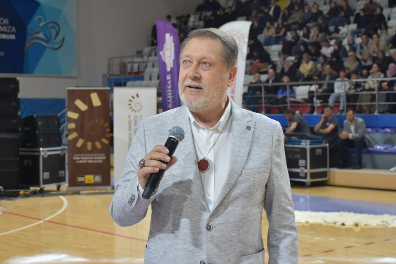 AFYONAKARAHİSAR (AA) – Afyonkarahisar'da "Sultan Divani Mevlevilik Günleri" düzenlendi. İl