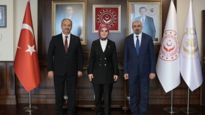 ANKARA (AA) – Aile ve Sosyal Hizmetler Bakanı Mahinur Özdemir
