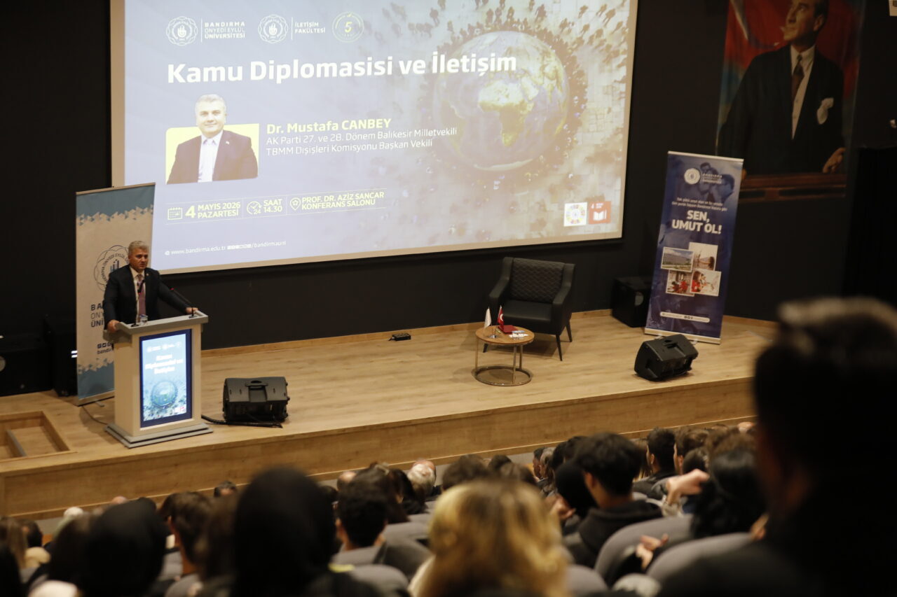 BALIKESİR (AA) – TBMM Dışişleri Komisyonu Başkanvekili ve AK Parti