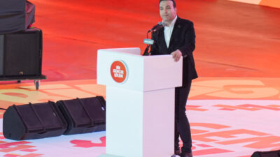 - "Bizim istikametimiz büyük hedefler, bizim yolumuz kararlılıktır. Bu gençlik