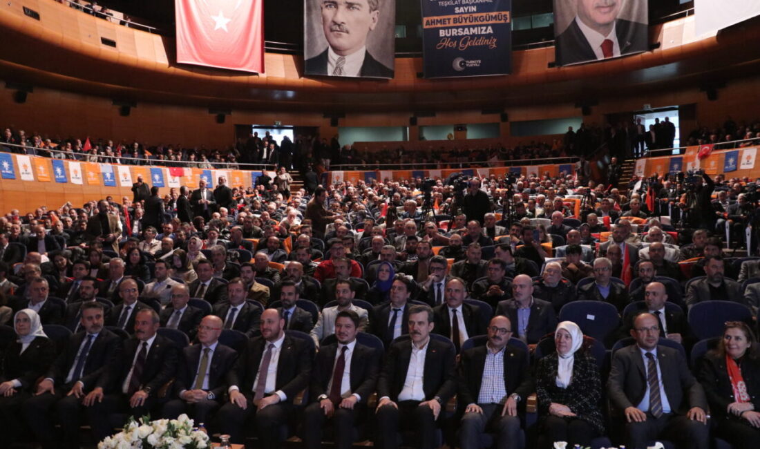 - "Biz Cumhuriyet Halk Partisinin düşmanı değiliz. Biz millete hizmet