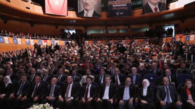 - "Biz Cumhuriyet Halk Partisinin düşmanı değiliz. Biz millete hizmet