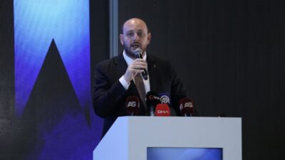 - "Dünyanın içinden geçtiği dönemde yeni bir eşiğin arifesinde olduğumuz