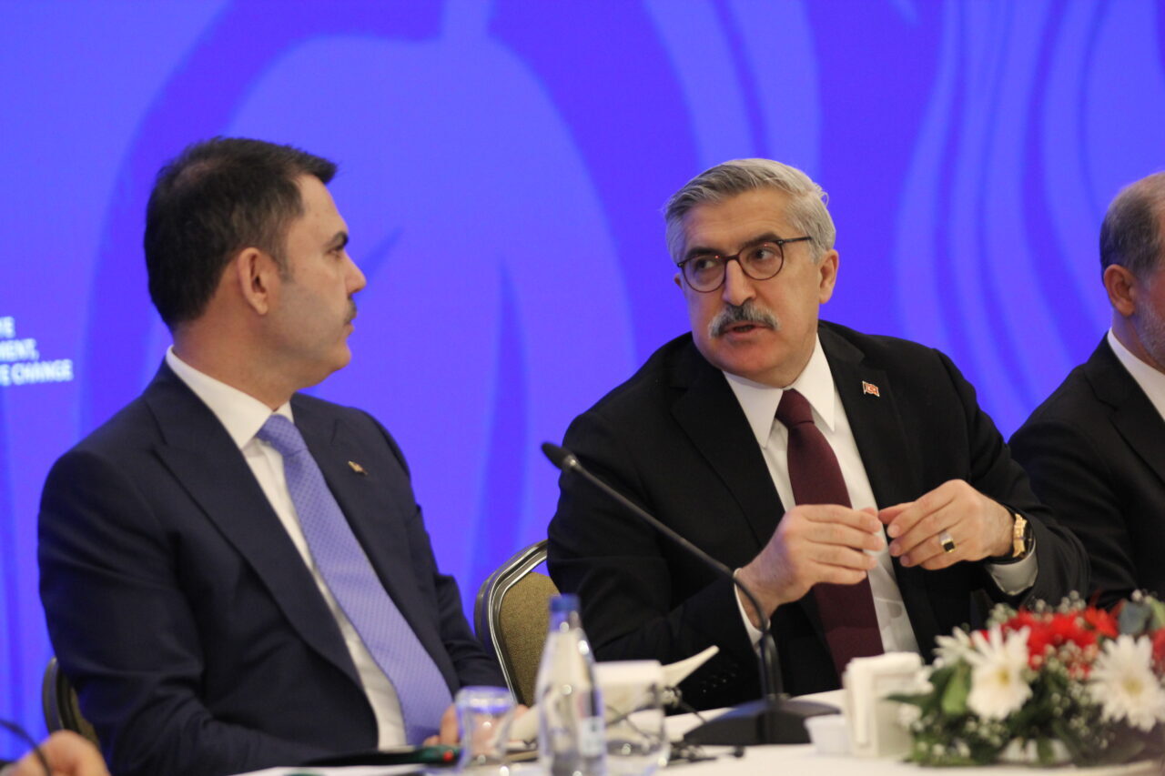 - "COP31, dünyada yaşanan küresel iklim değişiklikleri krizine karşı yaşanabilir
