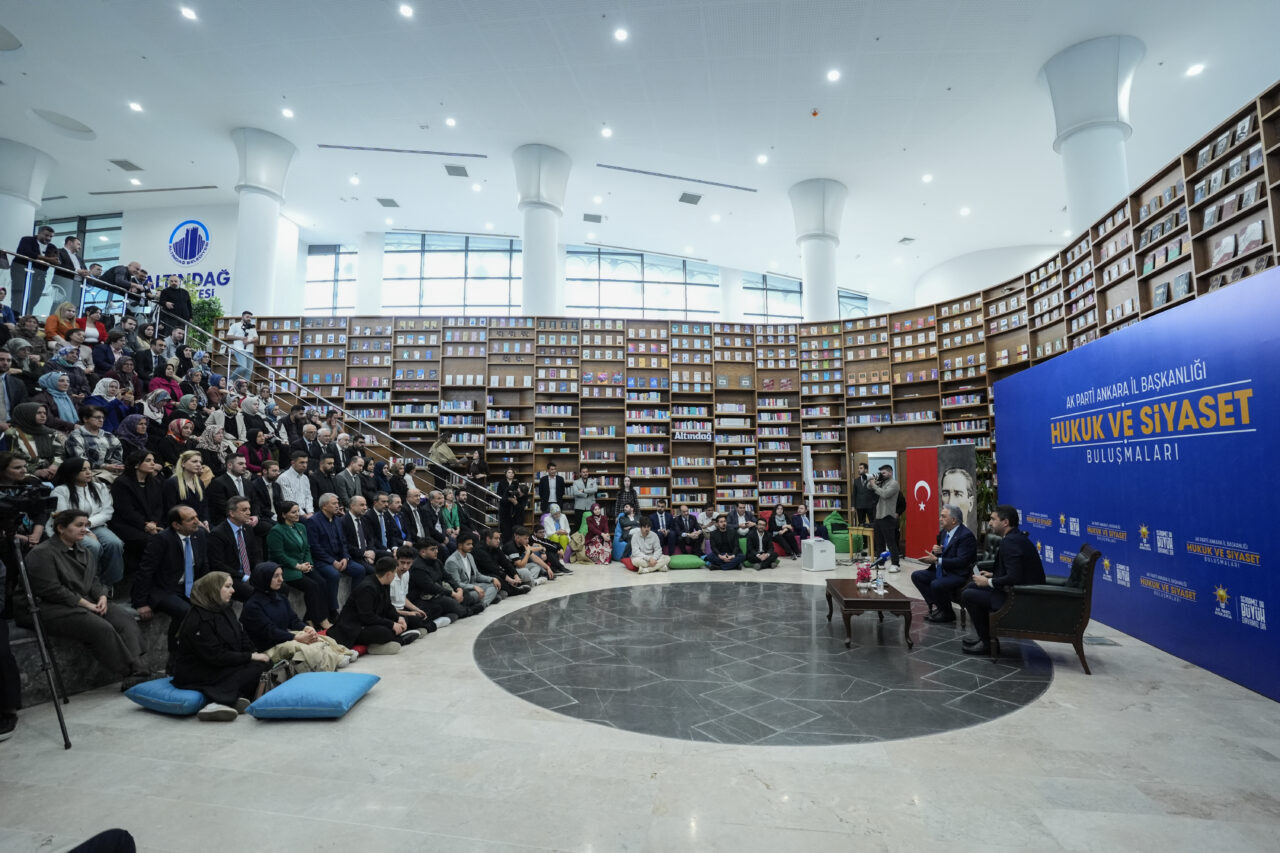 - "(Yeni Anayasa çalışmaları) Milletin anayasa yapma hakkını kullanmasını önemseyip