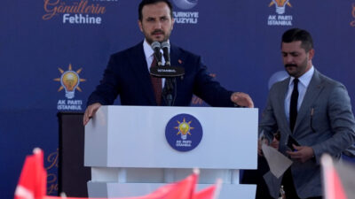 - AK Parti Genel Başkan Yardımcısı ve Teşkilat Başkanı Ahmet
