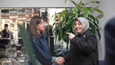 İSTANBUL (AA) – AK Parti İstanbul milletvekilleri, Anneler Günü dolayısıyla