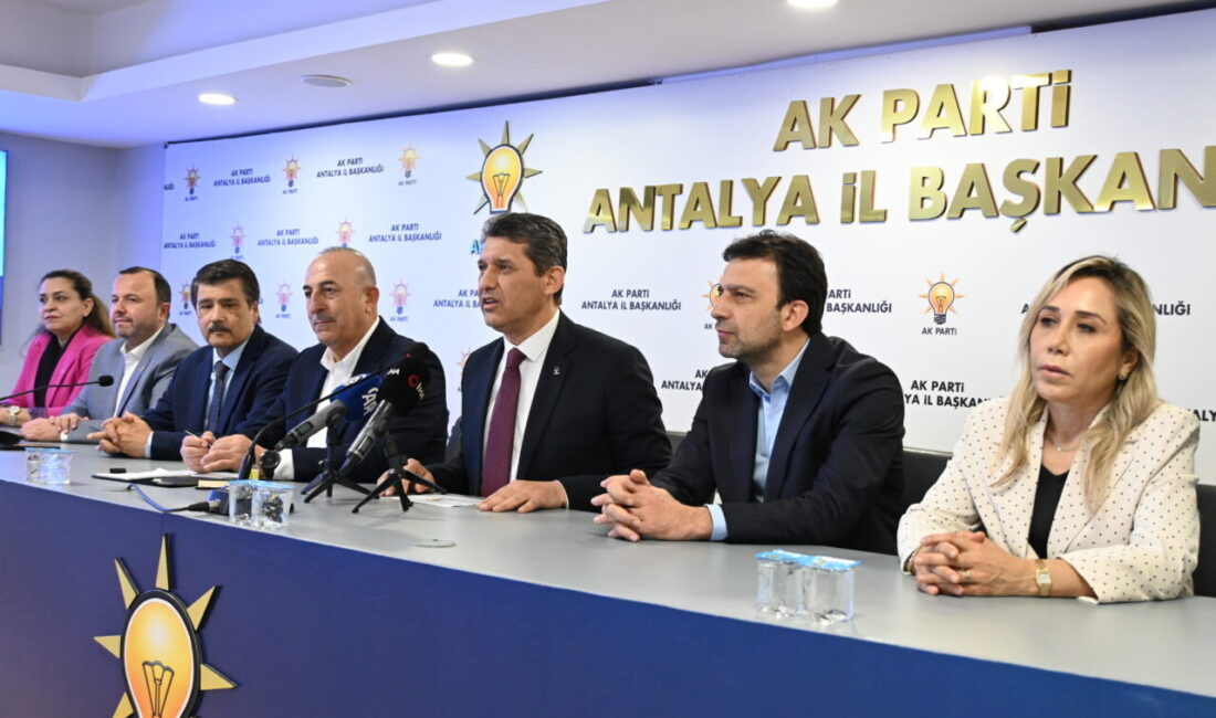 ANTALYA (AA) – Partisinden istifa ederek AK Parti'ye katılan Serik