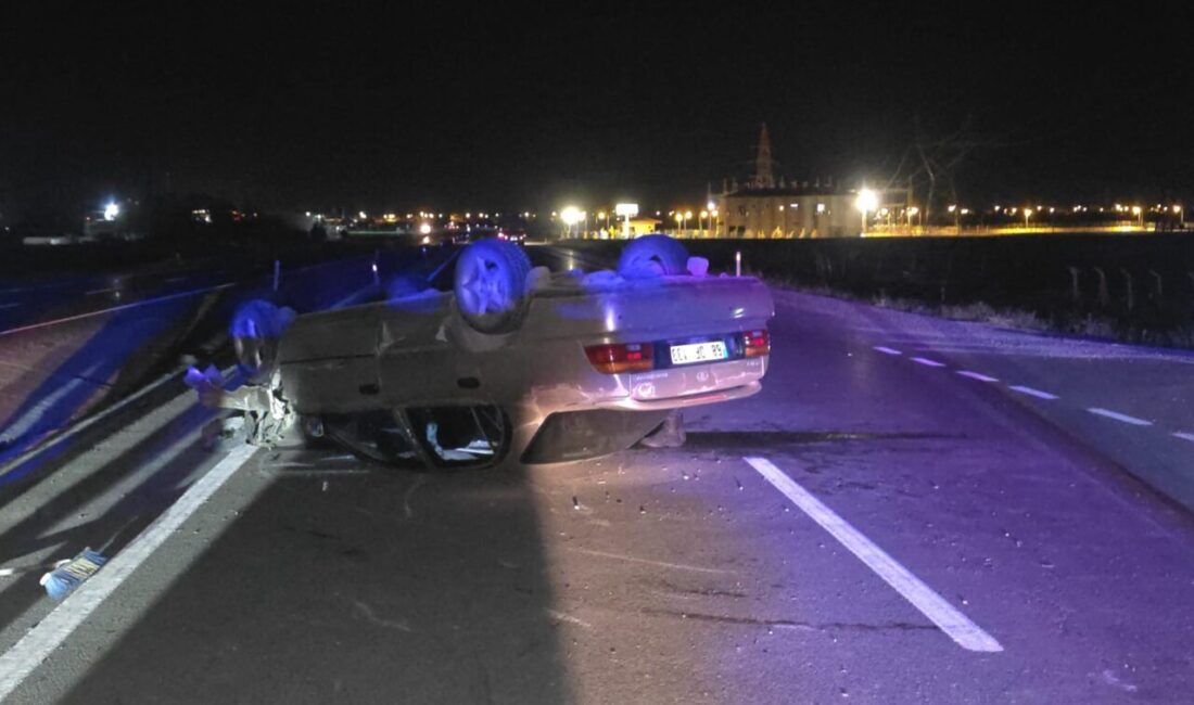 AKSARAY (AA) – Aksaray'da beton mikserine çarpan otomobilin sürücüsü ağır