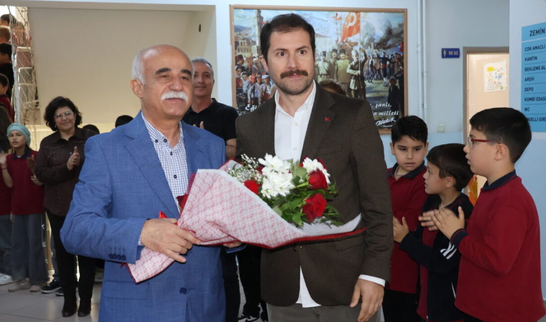 AMASYA (AA) – Amasya'da meslekte 47'nci yılını tamamlayan okul müdürü