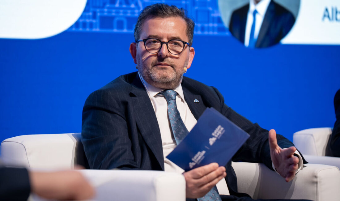 - Katılım Emeklilik Genel Müdürü Ayhan Sincek:
- "Katılım fonlarının BES