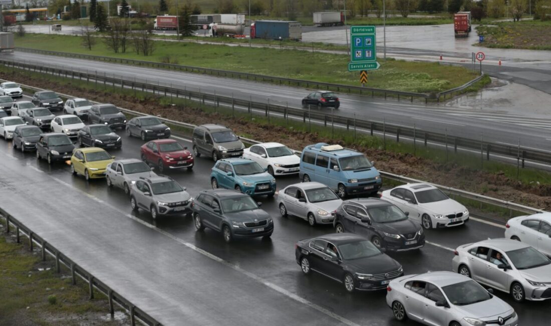 SAKARYA (AA) – Anadolu Otoyolu'nun Bolu, Sakarya, Düzce ve Kocaeli