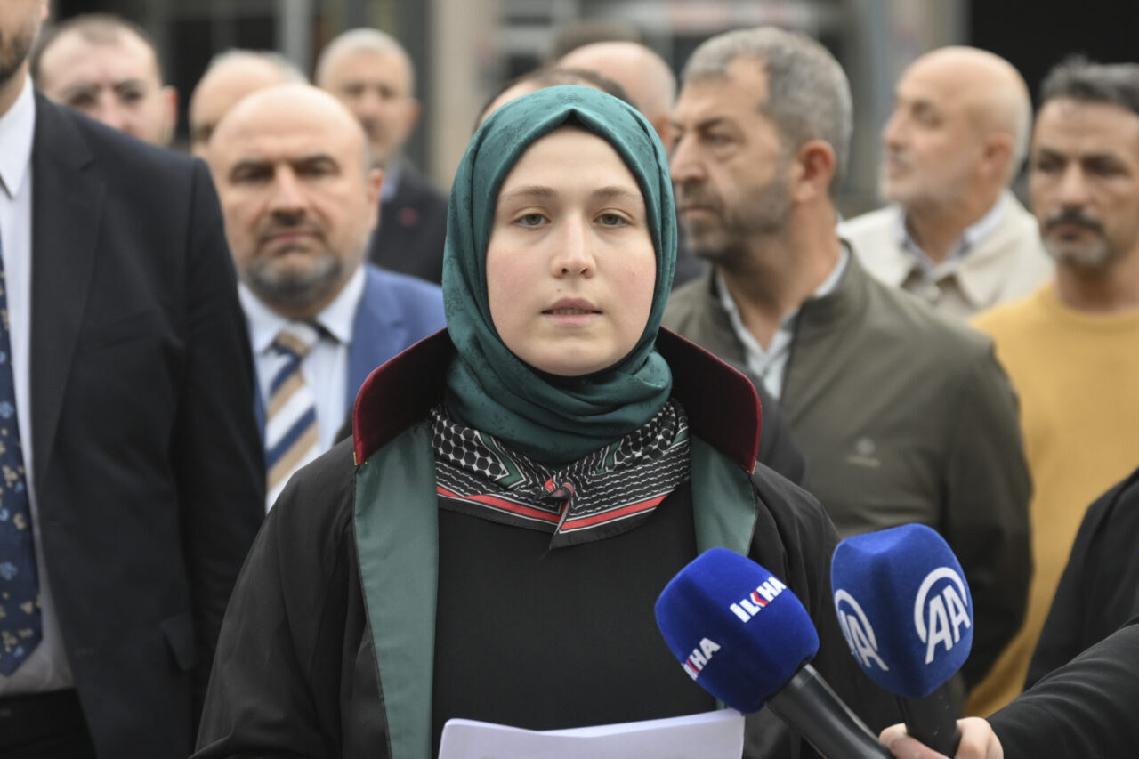 ANKARA (AA) – Ankara Filistin Dayanışma Platformu (ANFİDAP) üyeleri, İsrail'in