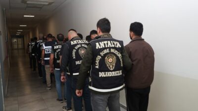 ANTALYA (AA) – Antalya merkezli 8 ilde düzenlenen nitelikli dolandırıcılık