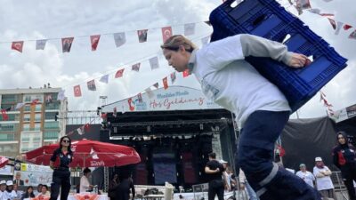 ANTALYA (AA) – Antalya'nın Kumluca ilçesinde düzenlenen 27. Geleneksel Tarım