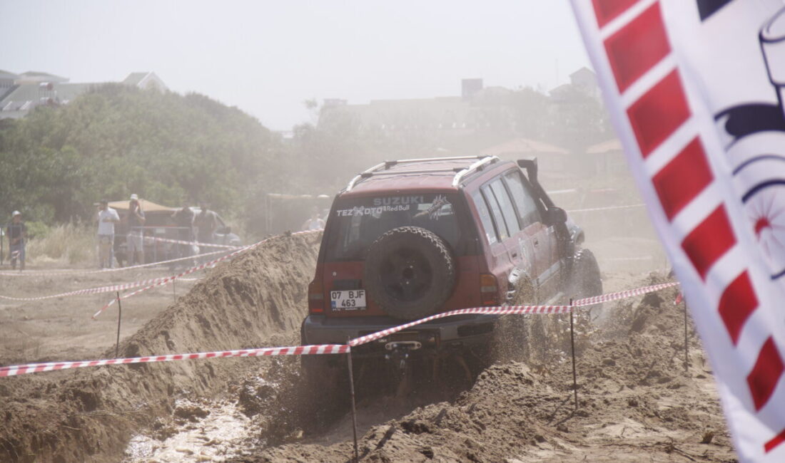 ANTALYA (AA) – Antalya'nın Serik ilçesinde off-road ve kamp etkinliği