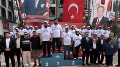 ANTALYA (AA) – Antalya'nın Kumluca ilçesindeki 27. Tarım ve Seracılık