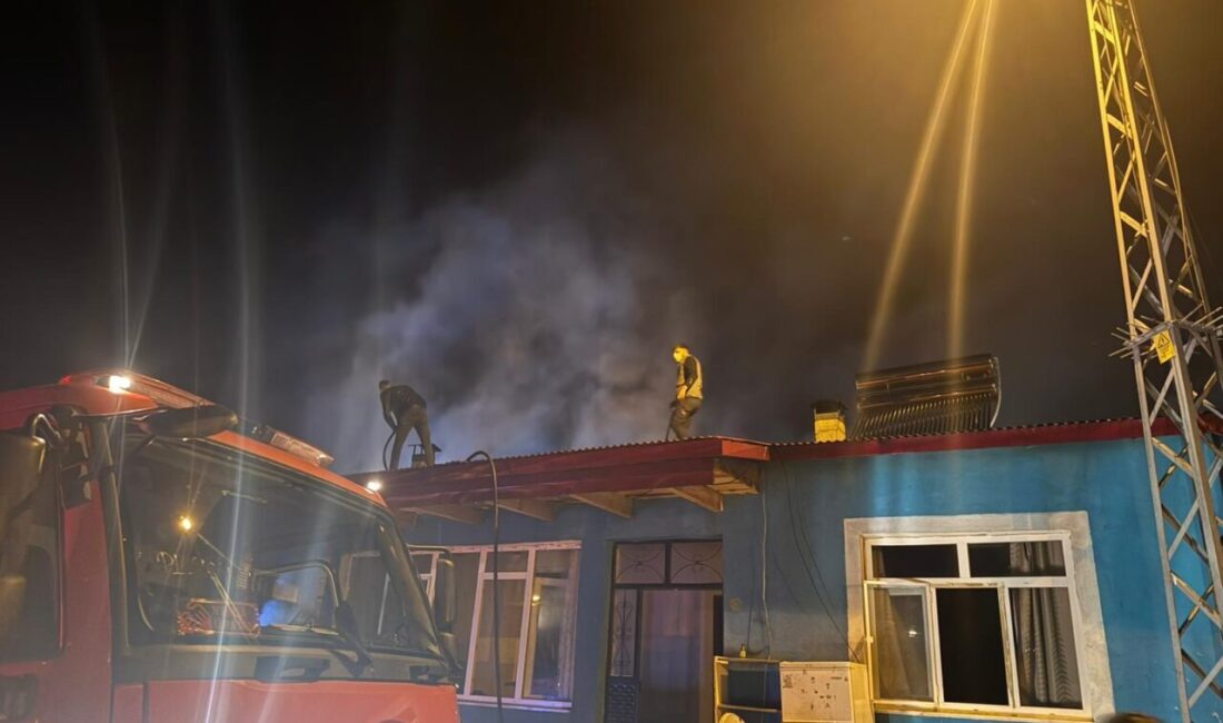 ARDAHAN (AA) – Ardahan'da bir evde çıkan yangın hasara neden