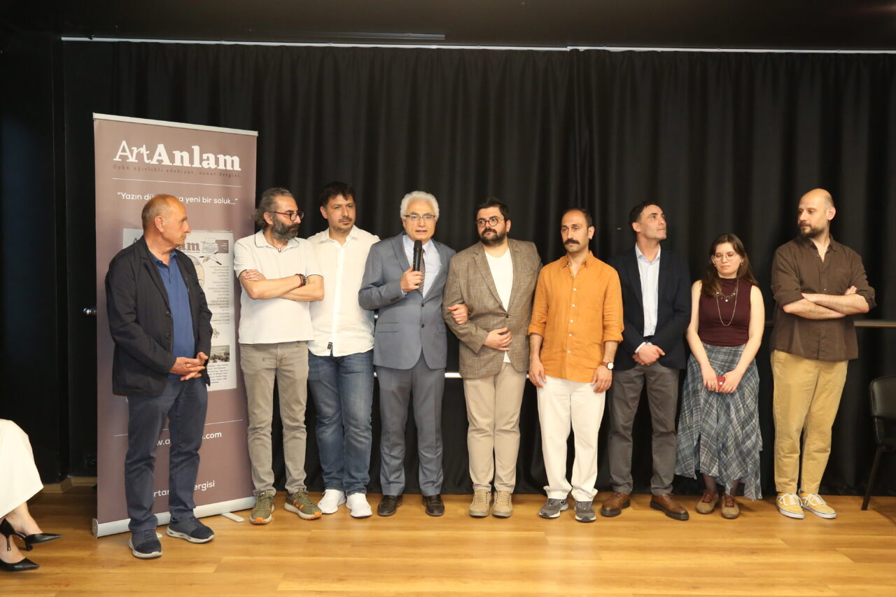 İSTANBUL (AA) – Yazar Hürriyet Yaşar'ın yayın danışmanlığı üstlendiği ArtAnlam