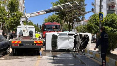 AYDIN (AA) – Aydın'ın Efeler ilçesinde kontrolden çıkıp devrilerek alev