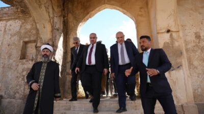 KERKÜK (AA) – Irak'ın Kerkük kentini ziyaret eden Azerbaycan'ın Bağdat