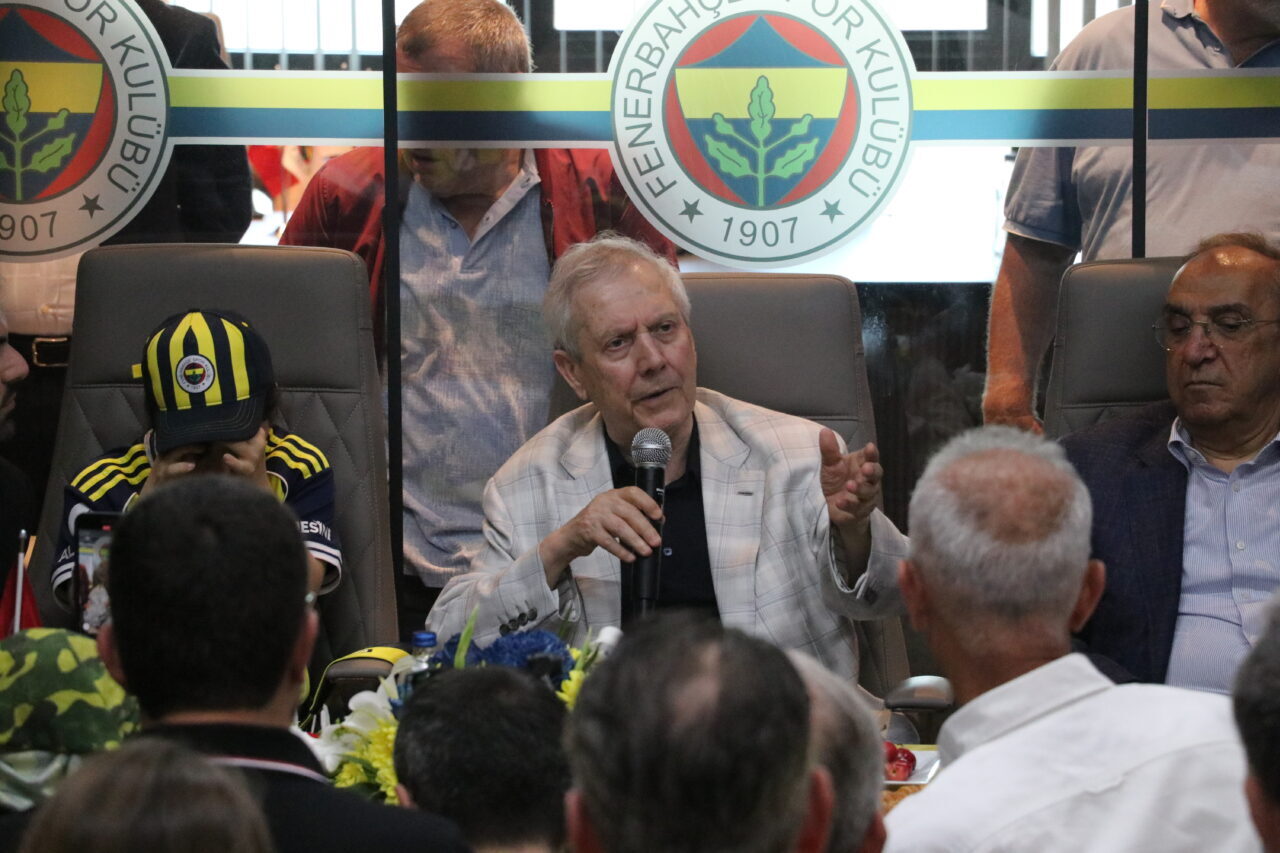 - Yıldırım:
- "Bizim konumuz futbol aklı, bu konuda Oğuz Çetin'i