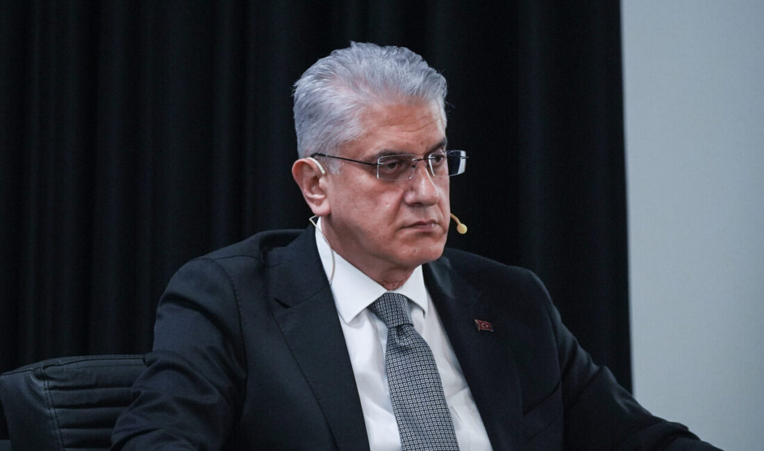 - AK Parti Genel Başkan Yardımcısı Faruk Acar:
- "Gençlerimizi, ailelerimizi