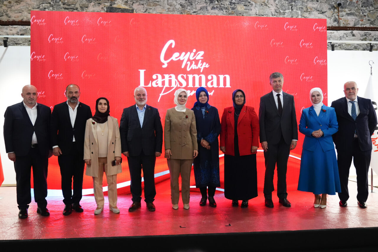 - "2025 Yaşam Memnuniyeti Araştırması'na göre, her 100 kişiden 69'u