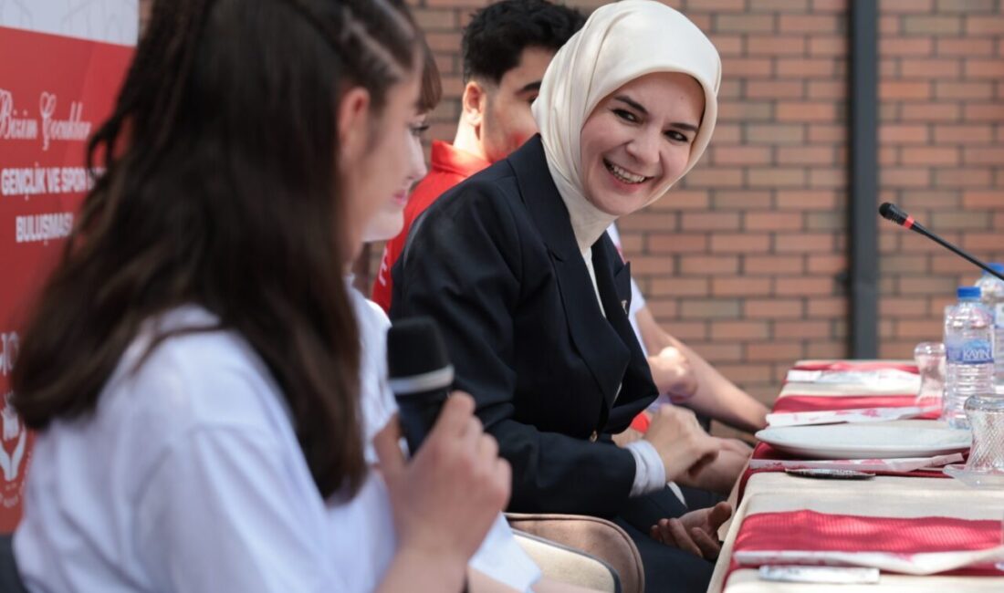 - "Hepiniz bizleri gururlandırıyorsunuz. Benim size tavsiyem, her zaman kendi