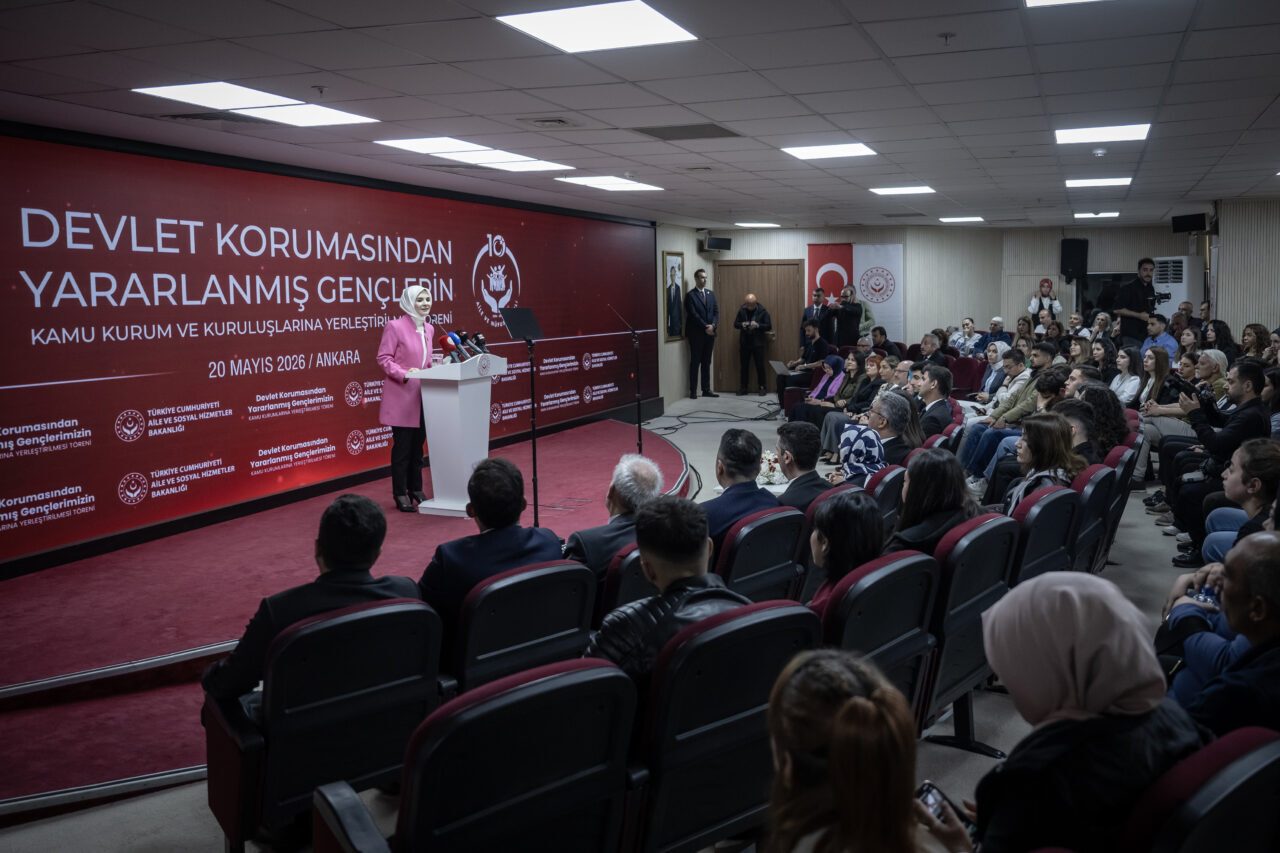 - "Devletimizin koruması altında yetişen 605 gencimizin görev yerleri belirlenecek.