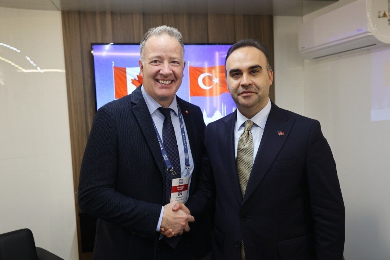 - "Görüşmelerimizde sanayi, teknoloji, inovasyon ve savunma alanlarında mevcut işbirliğimizi