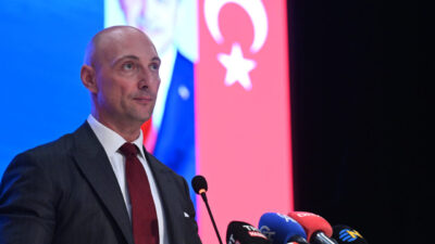 - "Eğitim süreçlerimizin en temel vazifesi çocuklarımızın içindeki potansiyeli fark
