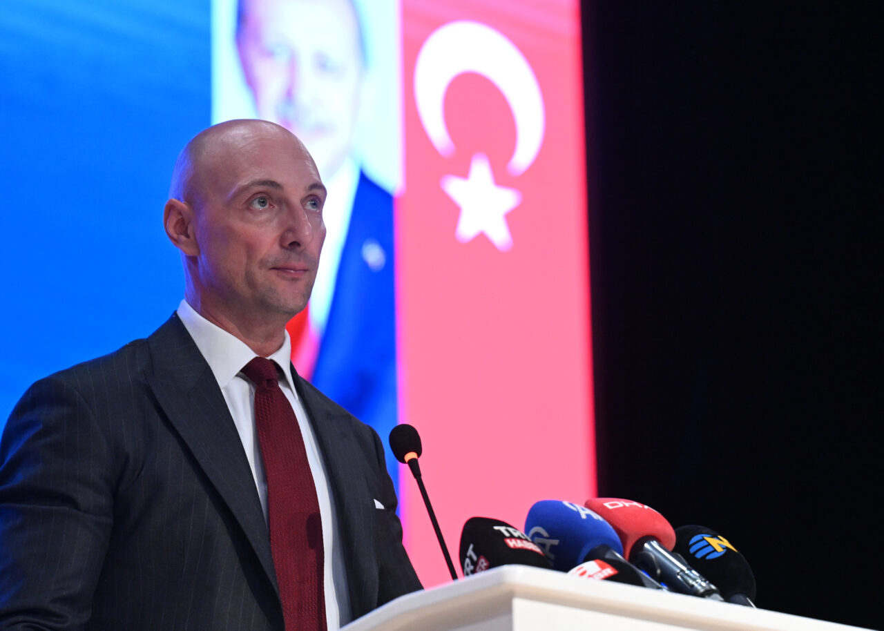- "Eğitim süreçlerimizin en temel vazifesi çocuklarımızın içindeki potansiyeli fark