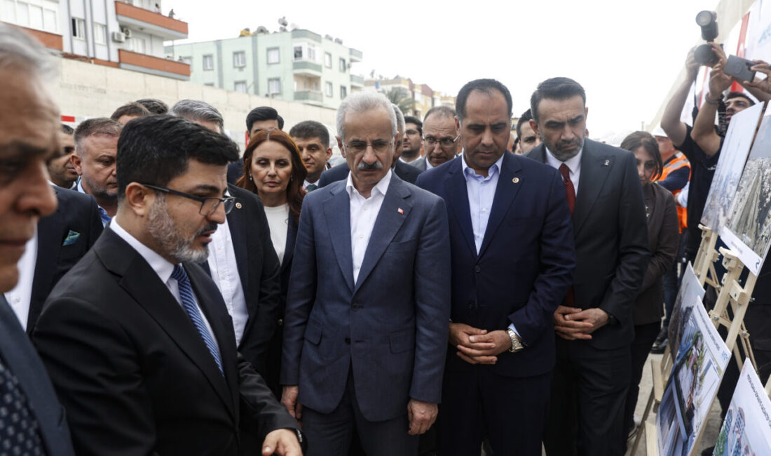 MERSİN (AA) – Ulaştırma ve Altyapı Bakanı Abdulkadir Uraloğlu, Mersin-Adana-Osmaniye-Gaziantep