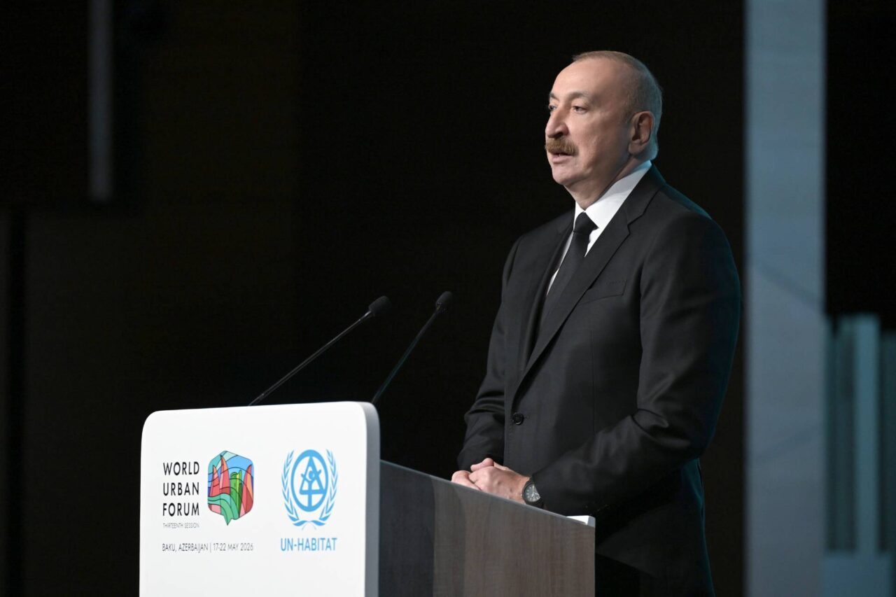 - Azerbaycan Cumhurbaşkanı İlham Aliyev:
- "İnsanlarımız için daha iyi koşullar