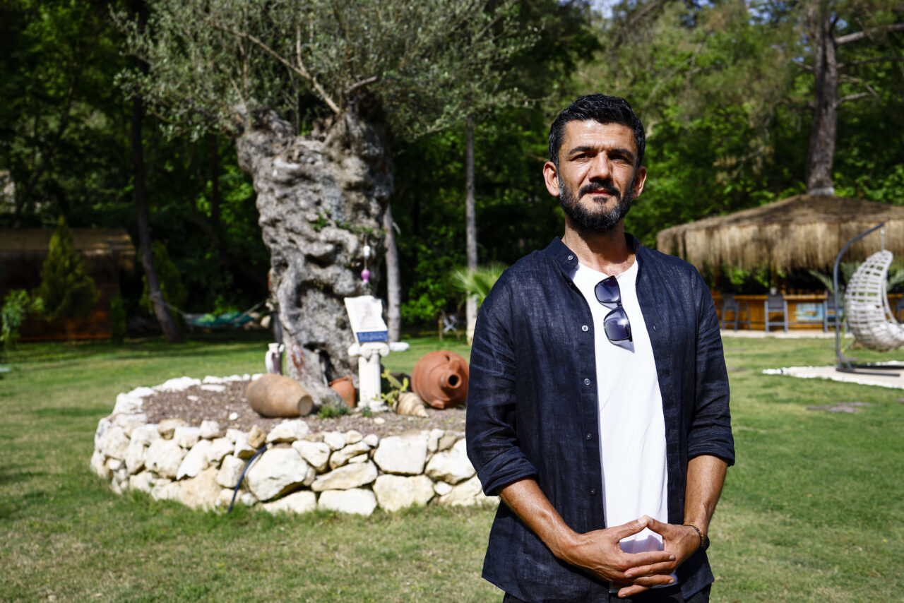 ANTALYA (AA) – Antalya'nın Kemer ilçesinde turizm işletmeciliği yapan inşaat