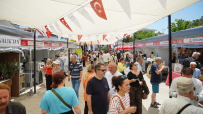 BALIKESİR (AA) – Balıkesir'in Ayvalık ilçesinde bu yıl ikincisi düzenlenen