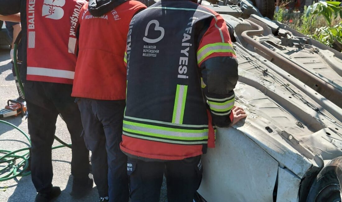 BALIKESİR (AA) – Balıkesir'in Edremit ilçesinde otomobilin devrilmesi sonucu 1