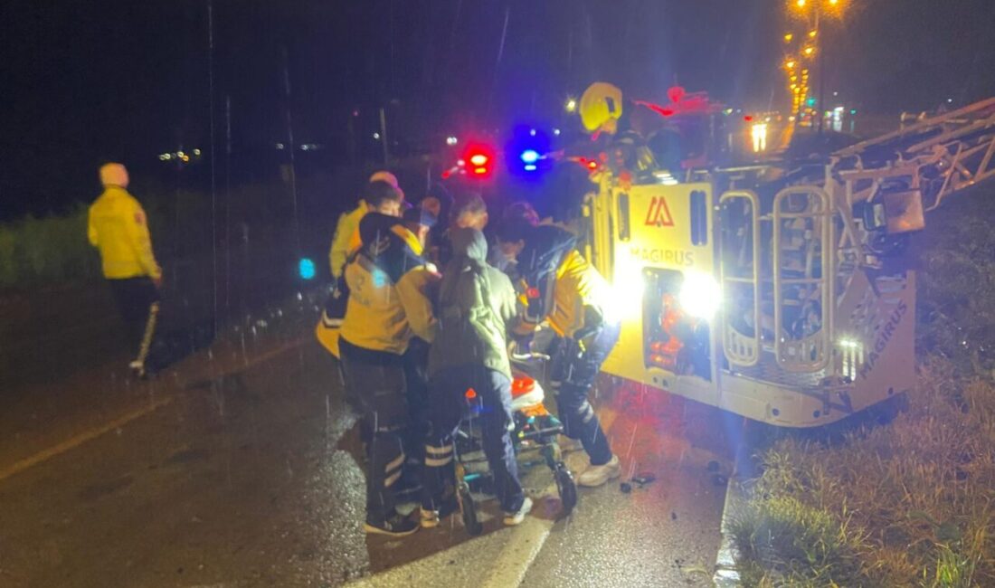 BALIKESİR (AA) – Balıkesir'in Bandırma ilçesinde devrilen yolcu otobüsündeki 3